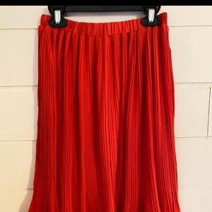 Comme Toi Red Chiffon Skirt